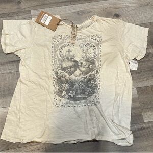 Magnolia Pearl Cream Graphic T-Shirt